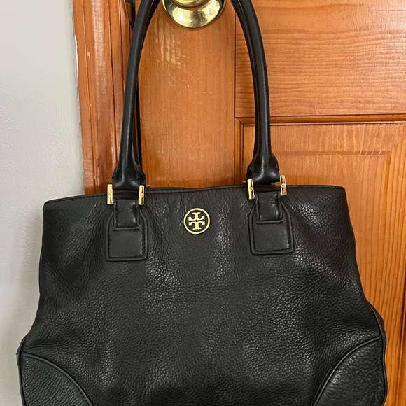 Tory Burch Black Pebbled Leather Satchel with Gold Logo - Picture 2 of 2